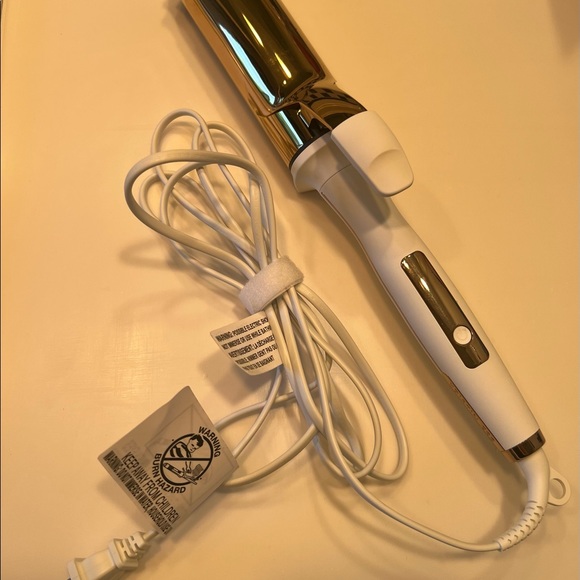 Kristin Ess Hair 2 Inch Titanium Soft Bend Curling Iron - Picture 3 of 3